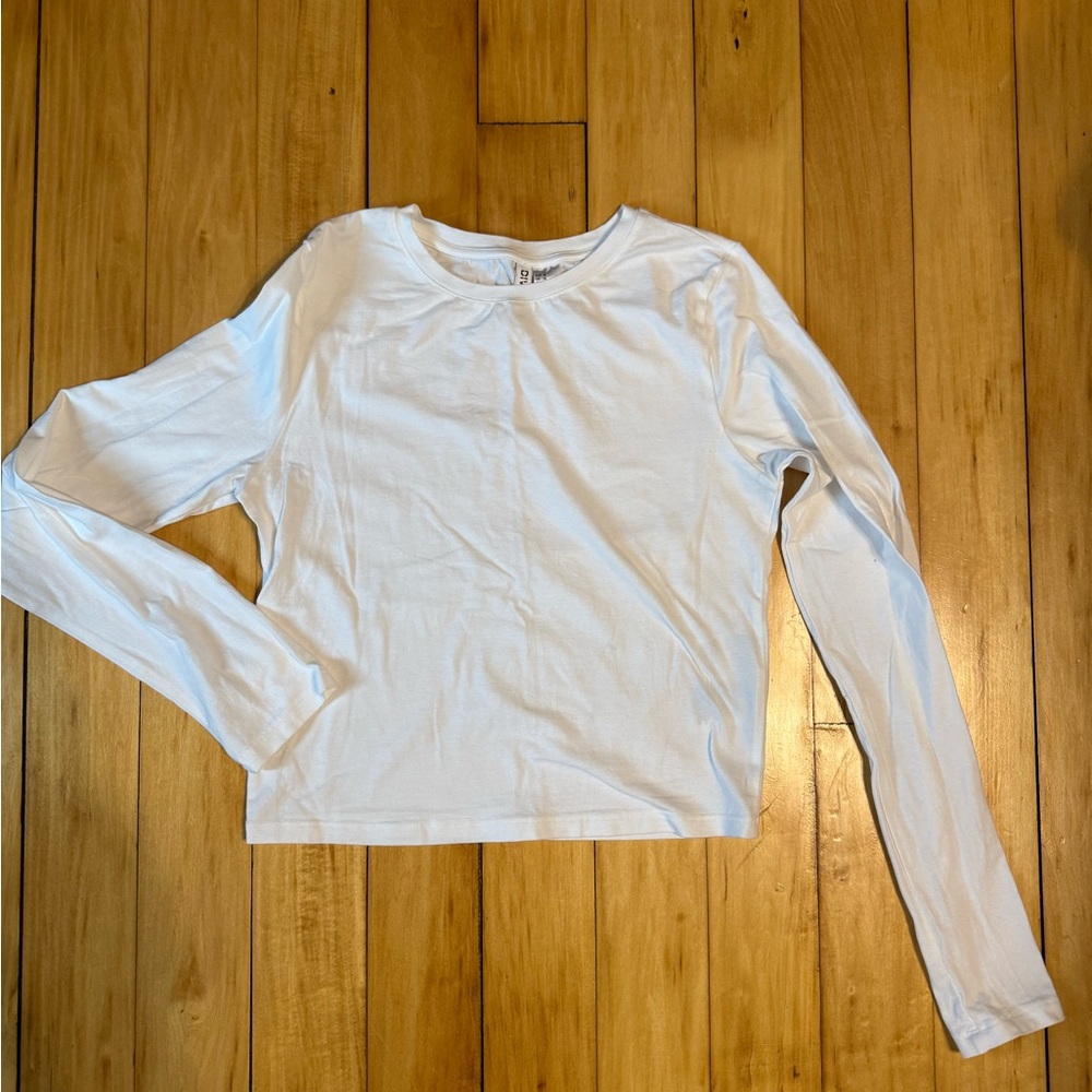 H&M Women's Cropped White Long Sleeve Tee